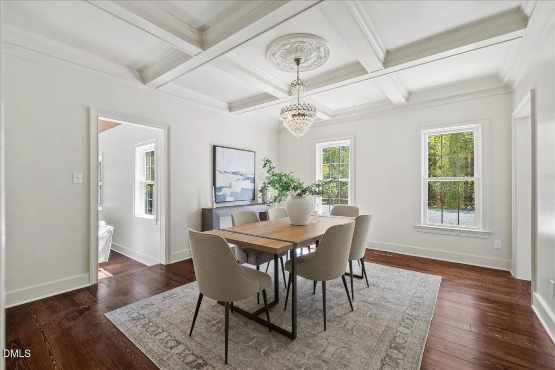 Photo of 419 Eagle Point Road
