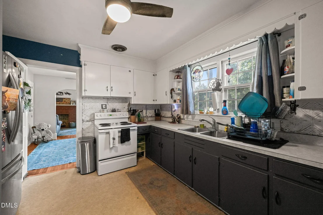 Photo of 5225 Satterwhite Point Road