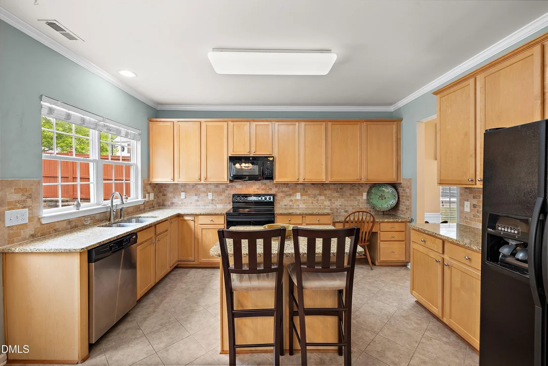 Photo of 7400 Silver View Lane