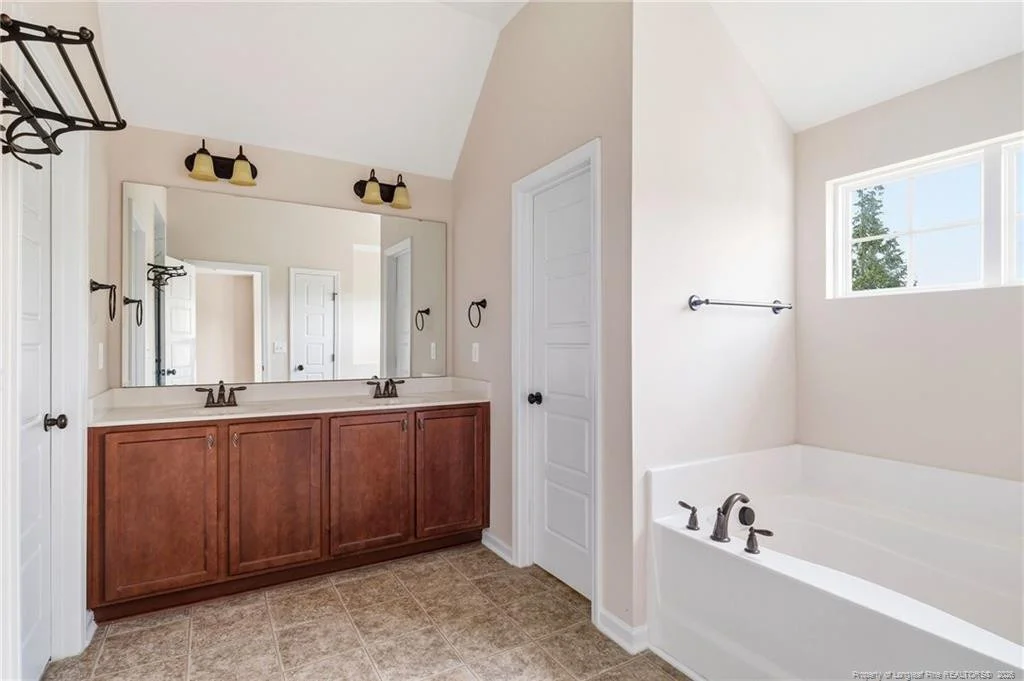 Photo of 910 Highgrove Drive
