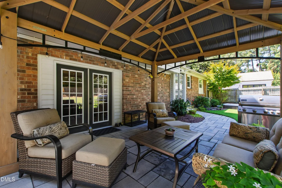 Photo of 1001 Pebblebrook Drive