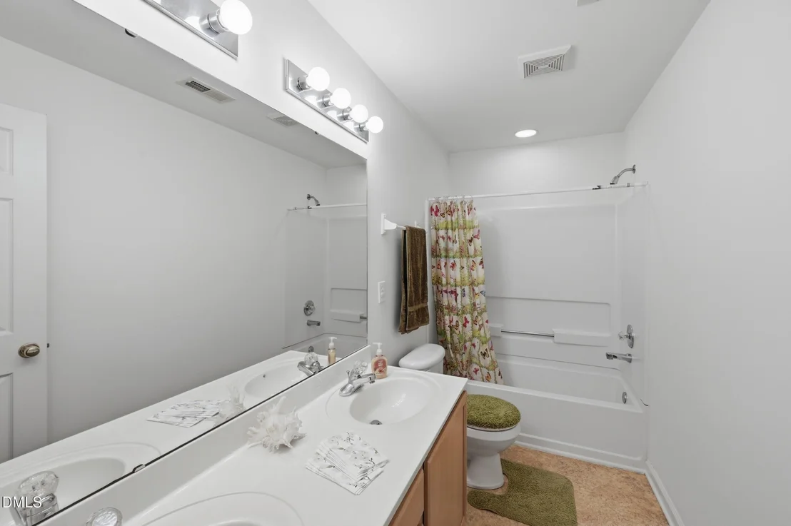 Photo of 7 Chelan Court