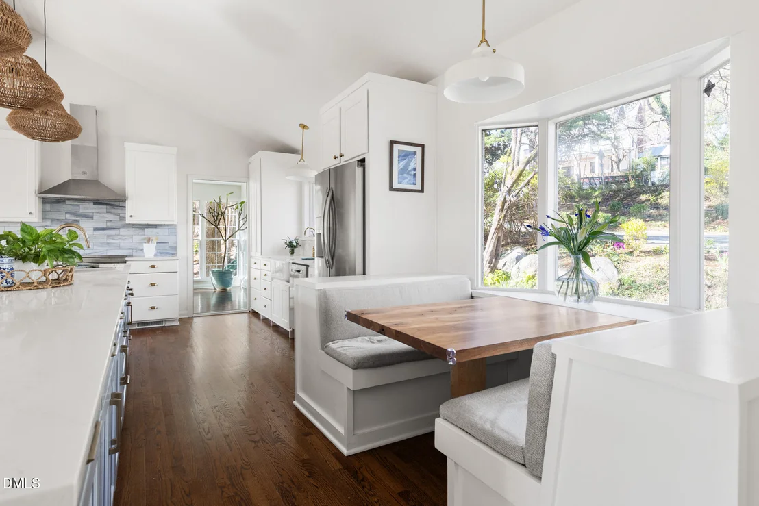 Photo of 353 Tenney Circle