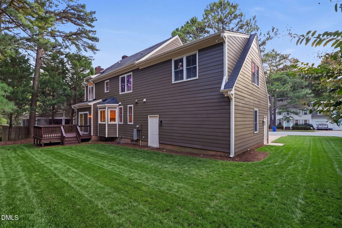 Photo of 1825 Thorpshire Drive