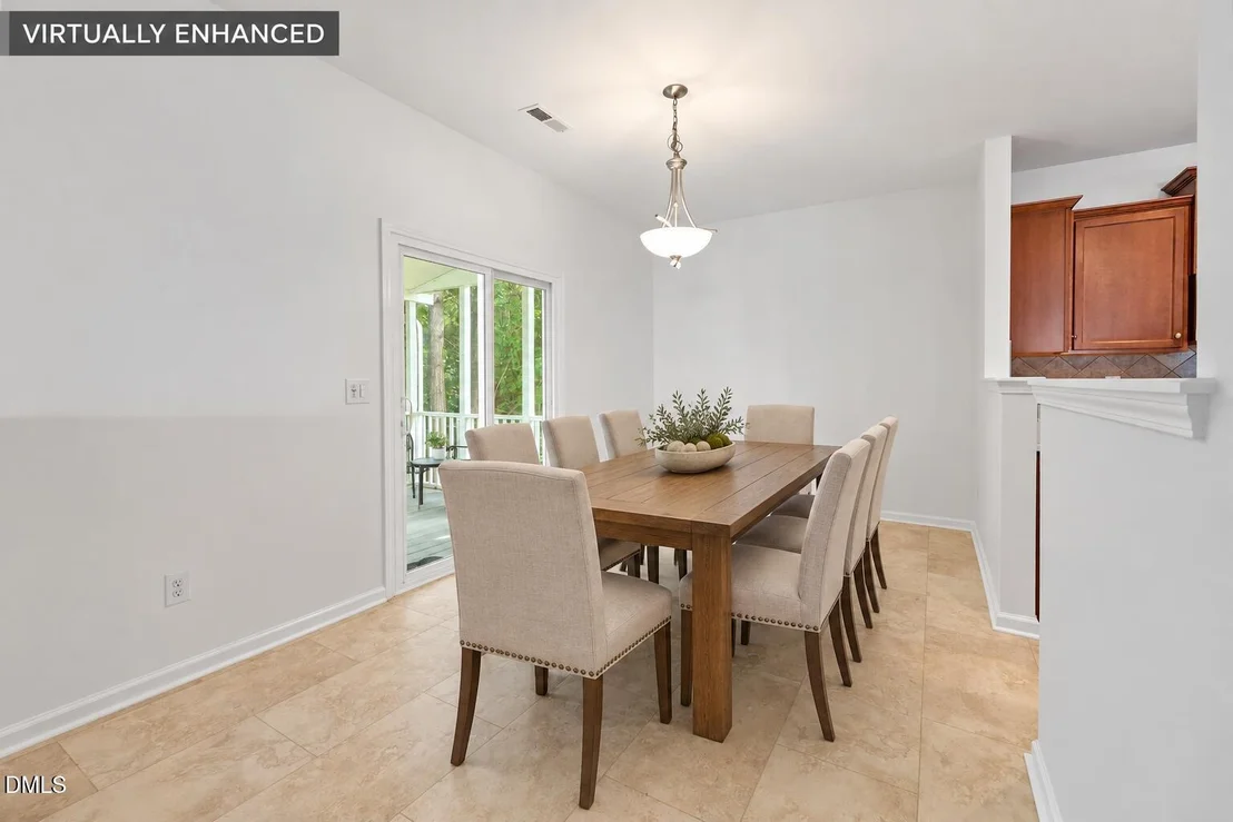 Photo of 817 Edgeware Way