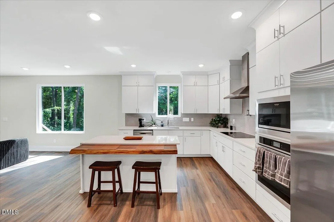 Photo of 2982 Carolyn Drive