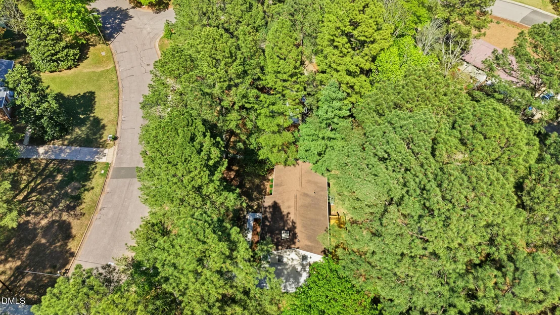 Photo of 5805 Newhall Road