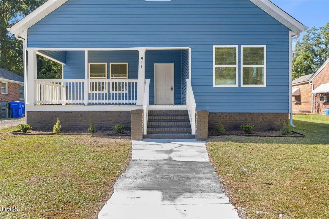 Photo of 911 Alma Street