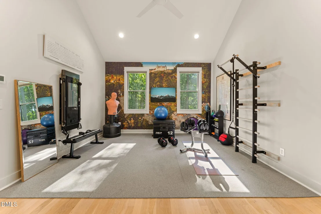 Photo of 565 Erwin Road
