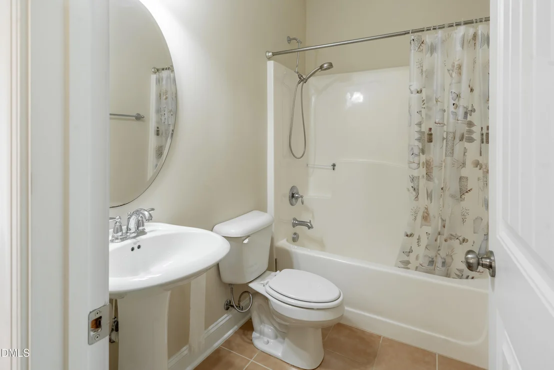 Photo of 820 Lemongrass Lane