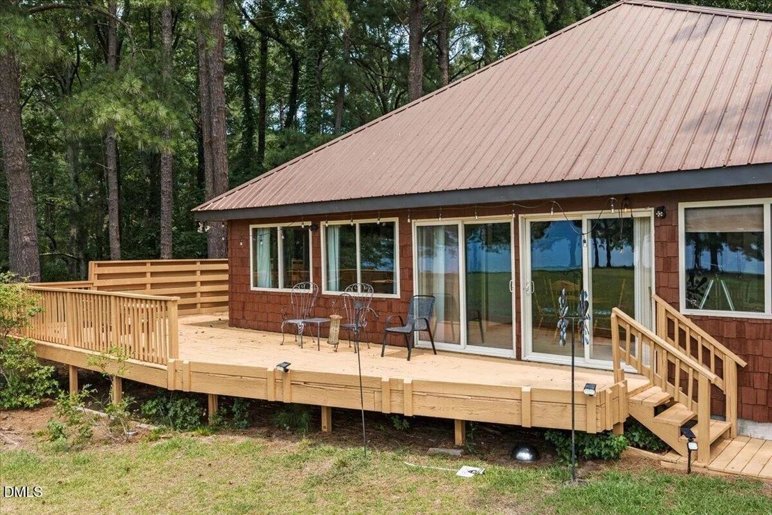 Photo of 142 Appletree Lane