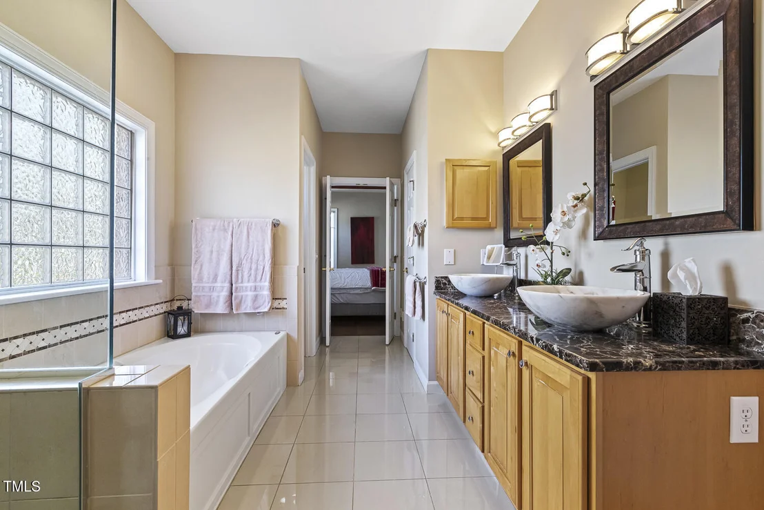 Photo of 7420 Heartland Drive