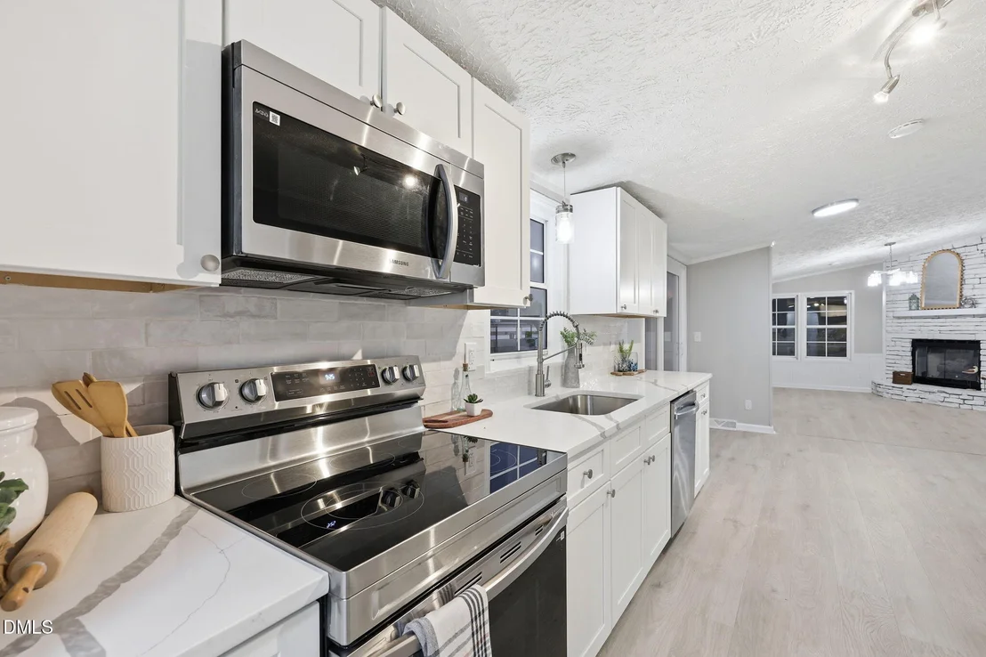 Photo of 10100 Green Path Road