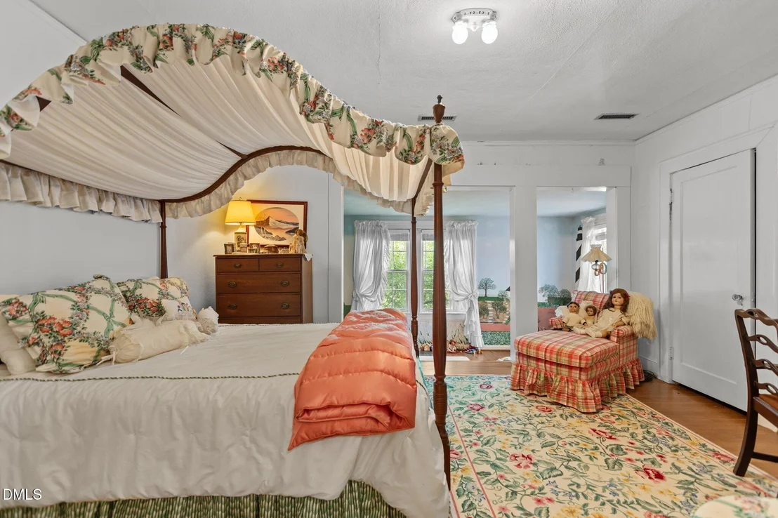 Photo of 3724 Hope Valley Road