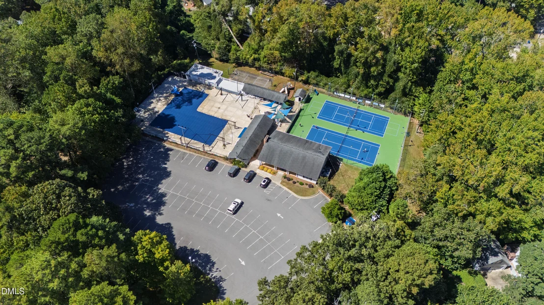 Photo of 1001 Pebblebrook Drive