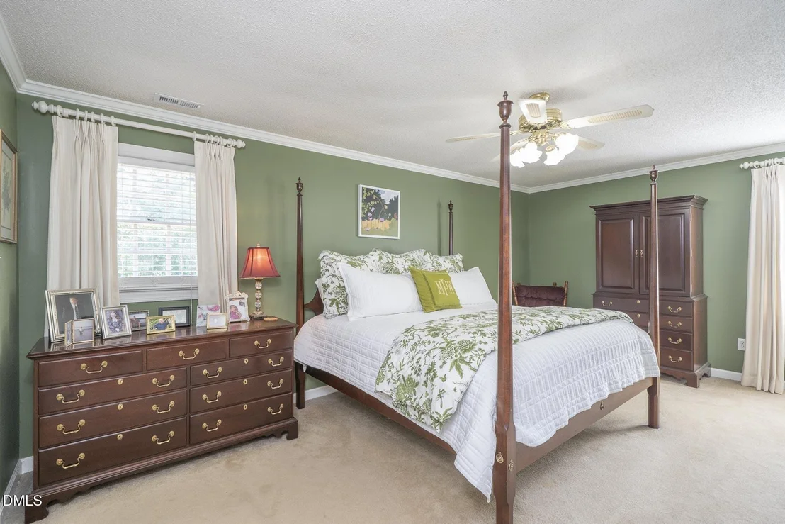 Photo of 708 Flagstone Way