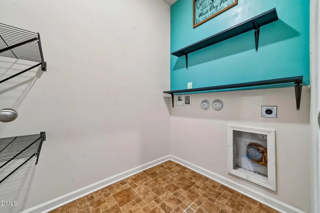 Photo of 609 Crestdale Drive