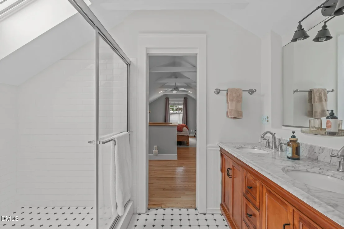 Photo of 2111 Pershing Street