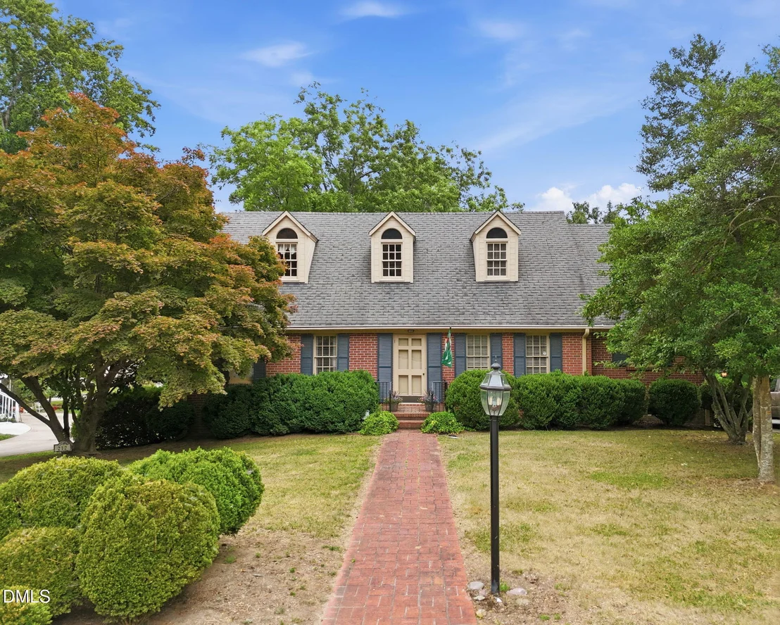 Photo of 212 Hillcrest Drive