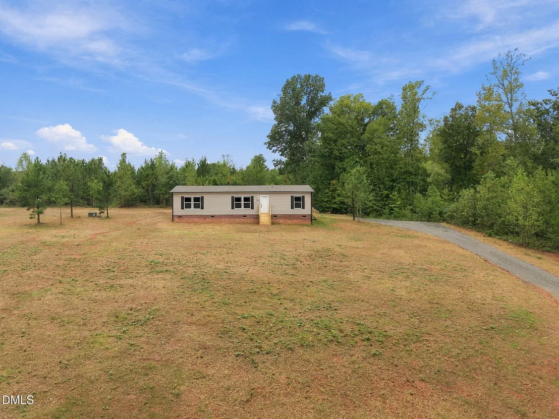 Photo of 8025 Cornwall Road