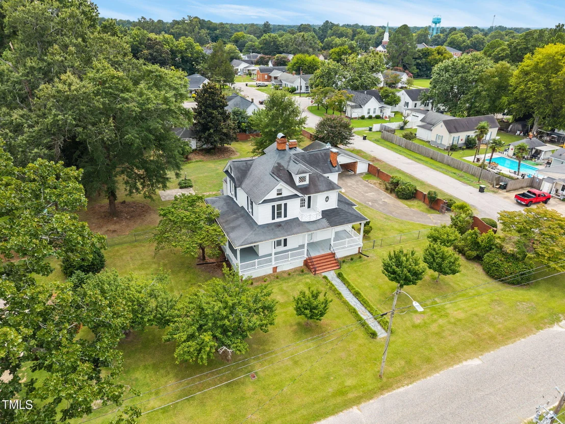 Photo of 301 E H Street