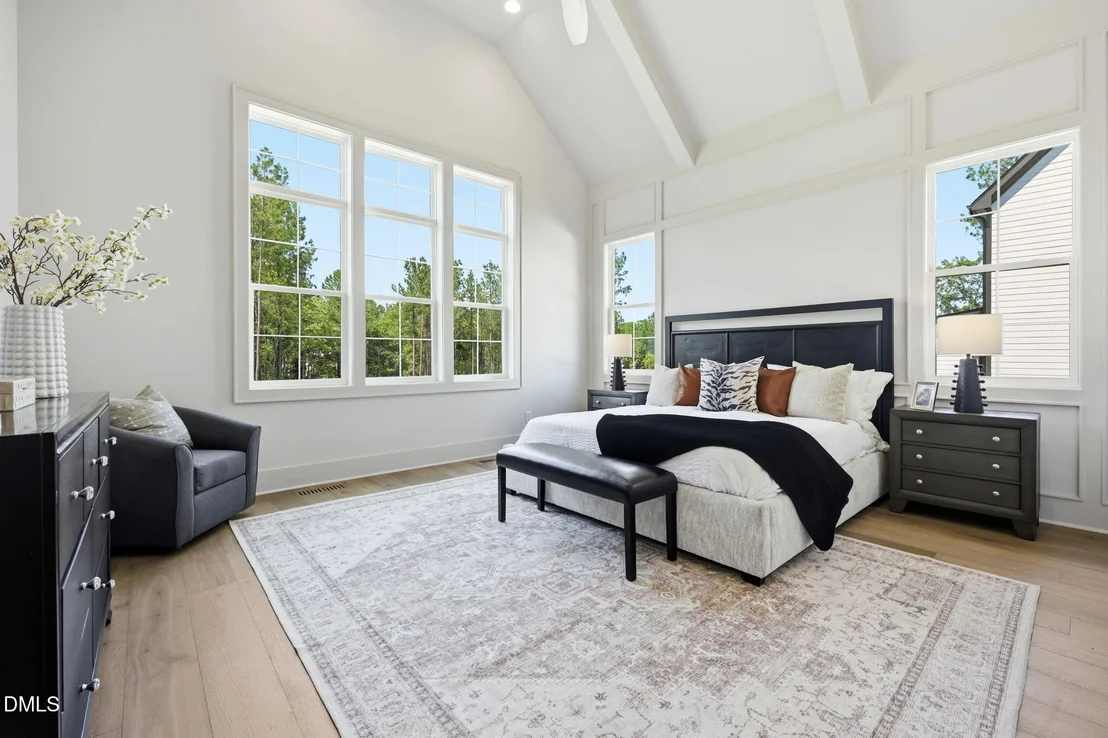 Photo of 35 Chestnut Oak Drive