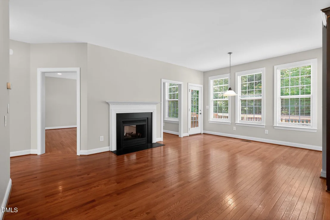 Photo of 370 Long View Drive