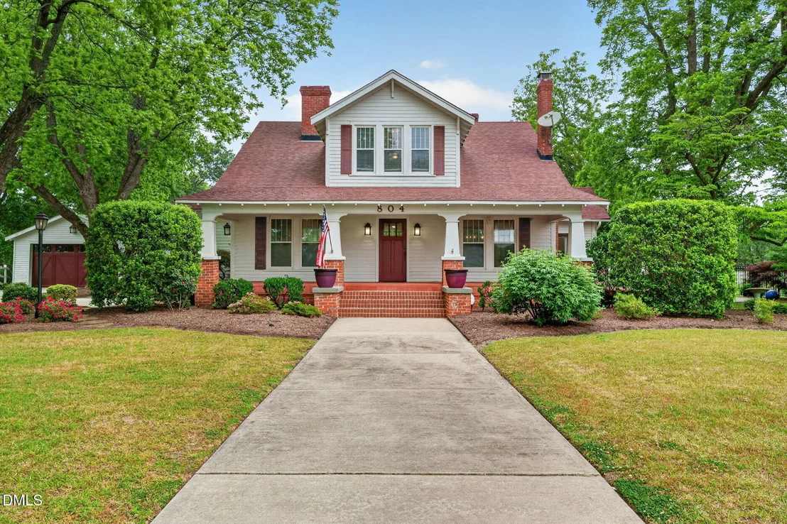 Photo of 804 W Main Street