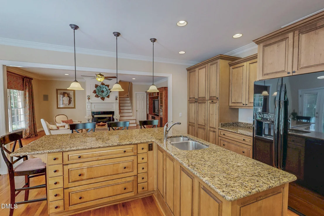 Photo of 355 Denada Path