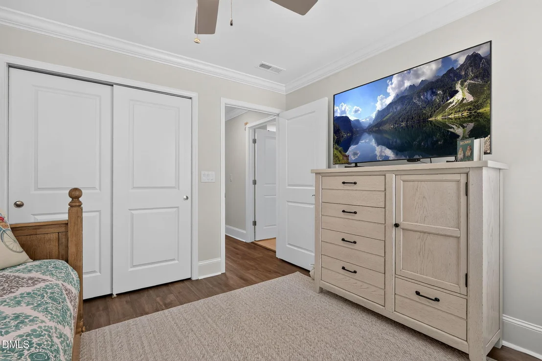 Photo of 86 Shadowbrook Trail