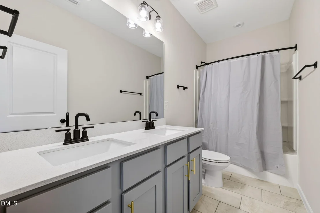 Photo of 260 Madden Rose Loop