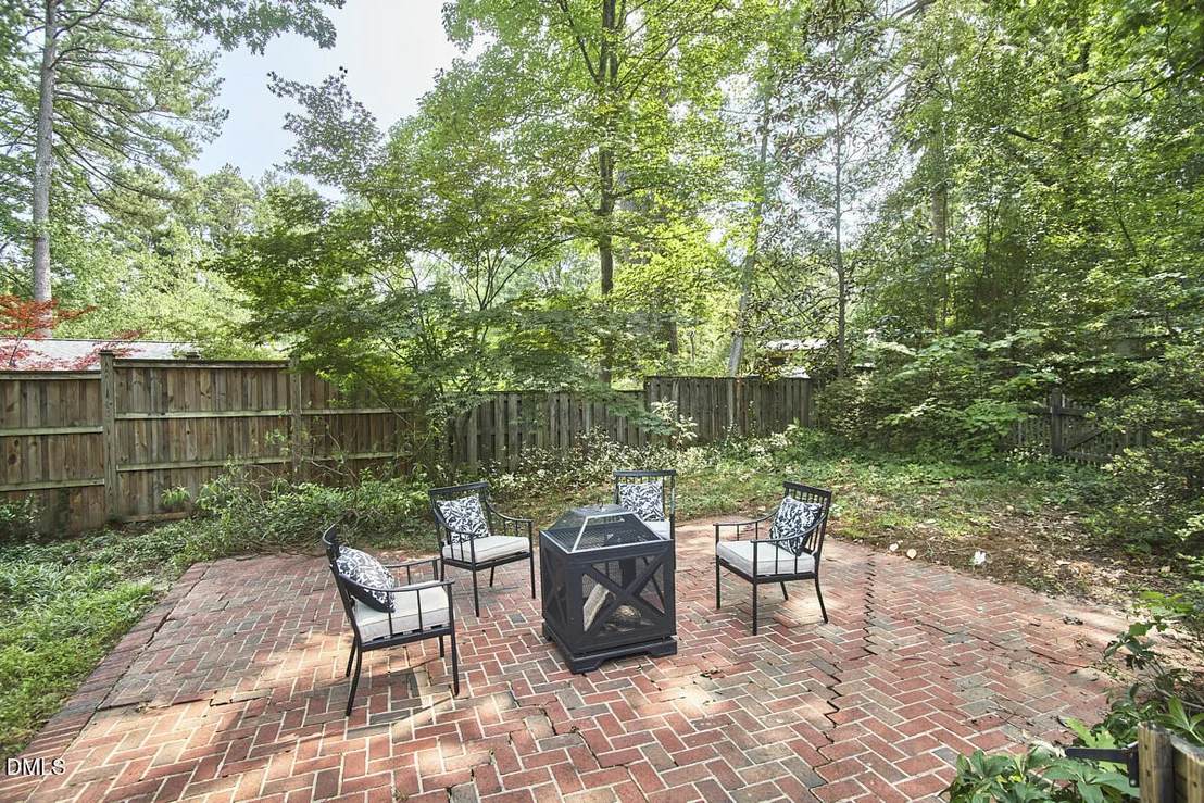 Photo of 118 Forestwood Drive