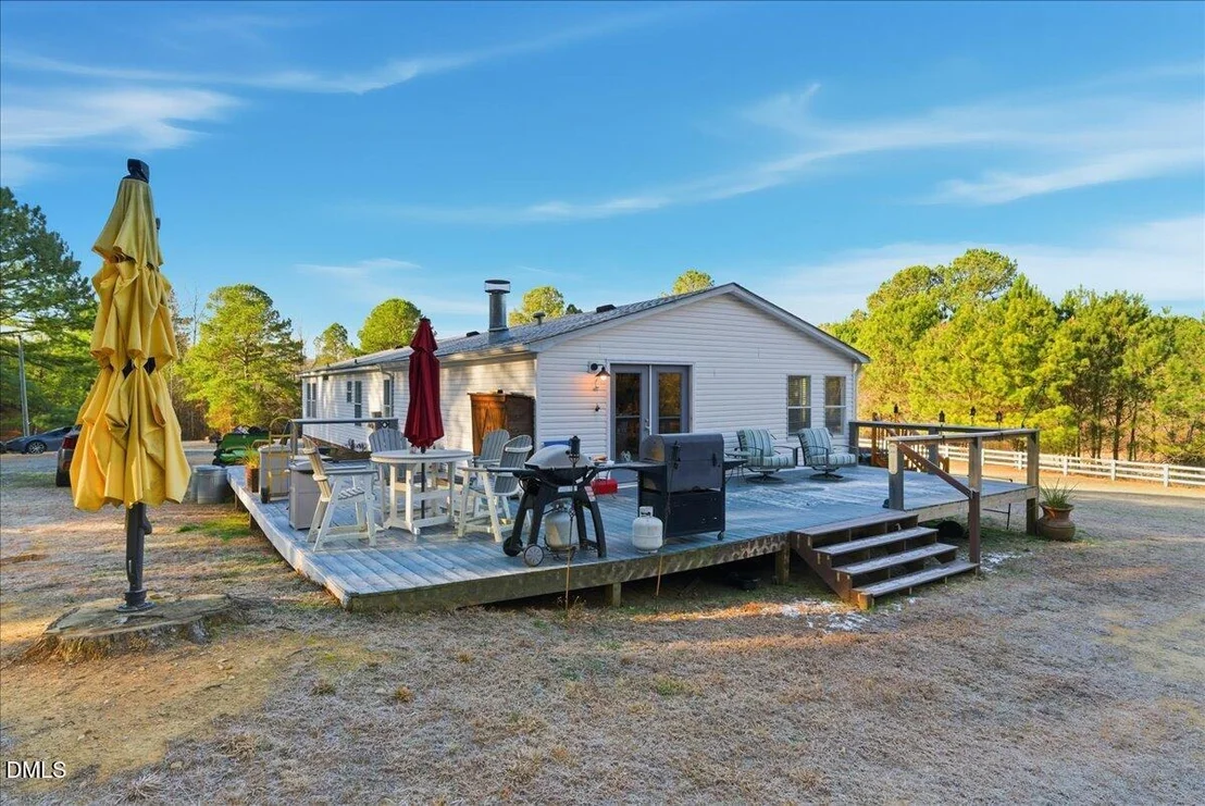 Photo of 1190 Little Mountain Road
