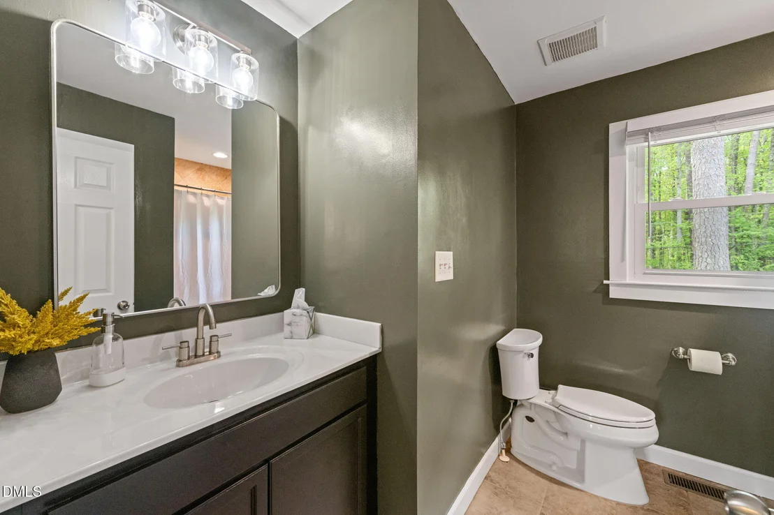 Photo of 1013 Meadowbrook Drive