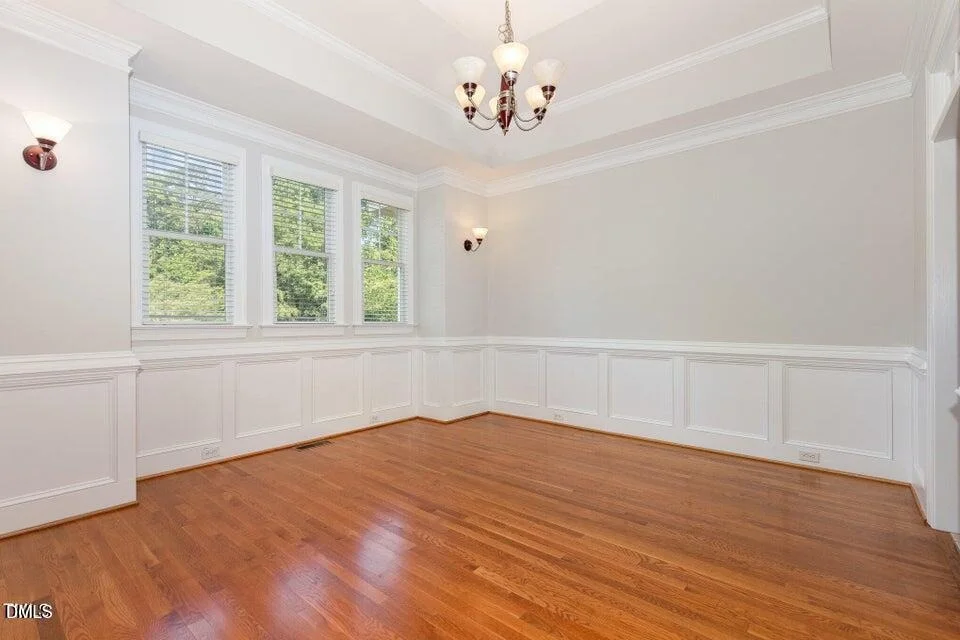 Photo of 1096 Silverleaf Drive