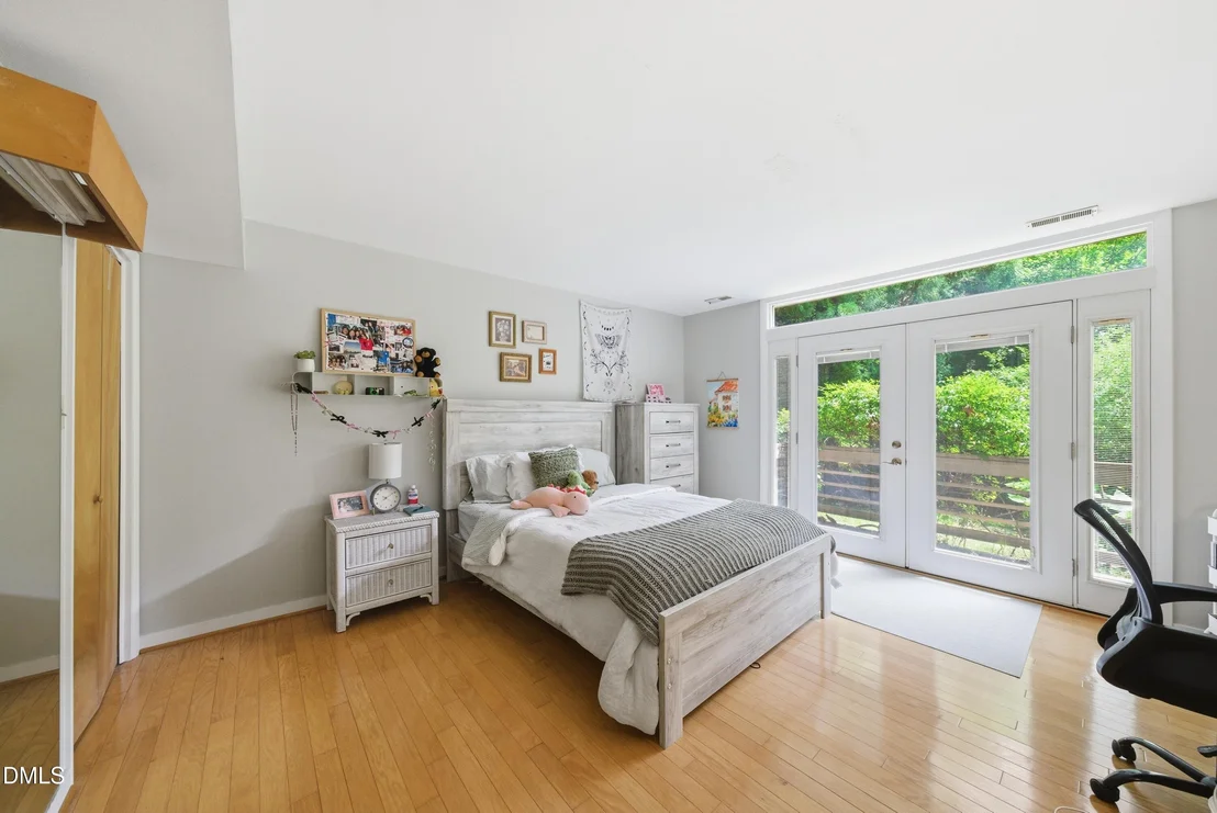 Photo of 16 Davie Circle