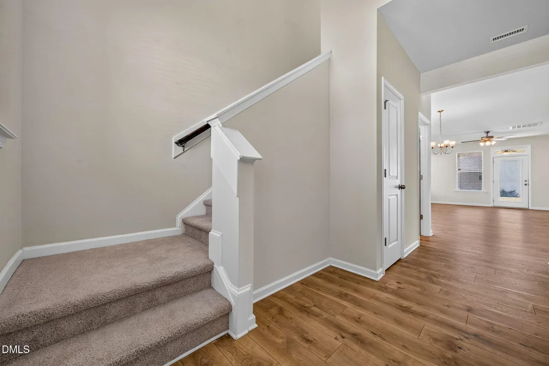 Photo of 609 Crestdale Drive