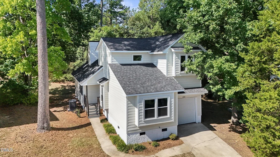 Photo of 460 Dickens Drive