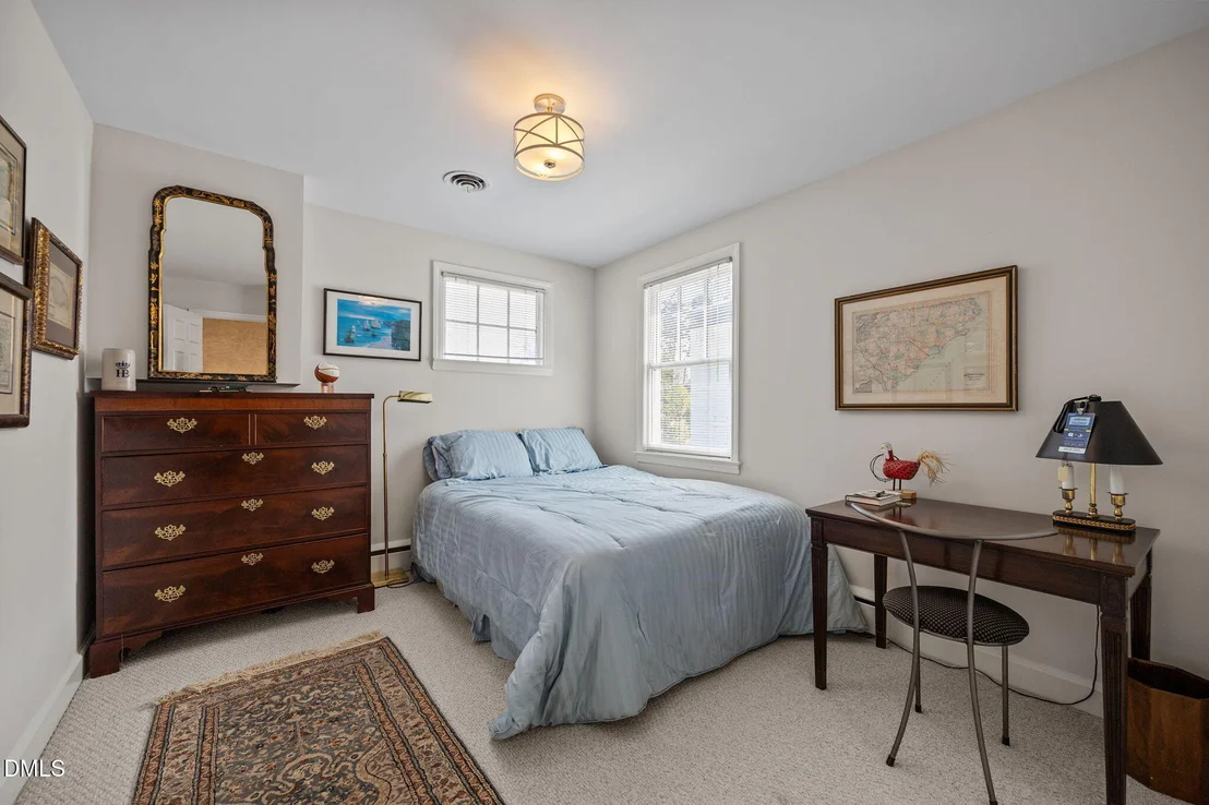 Photo of 2425 Argyle Drive