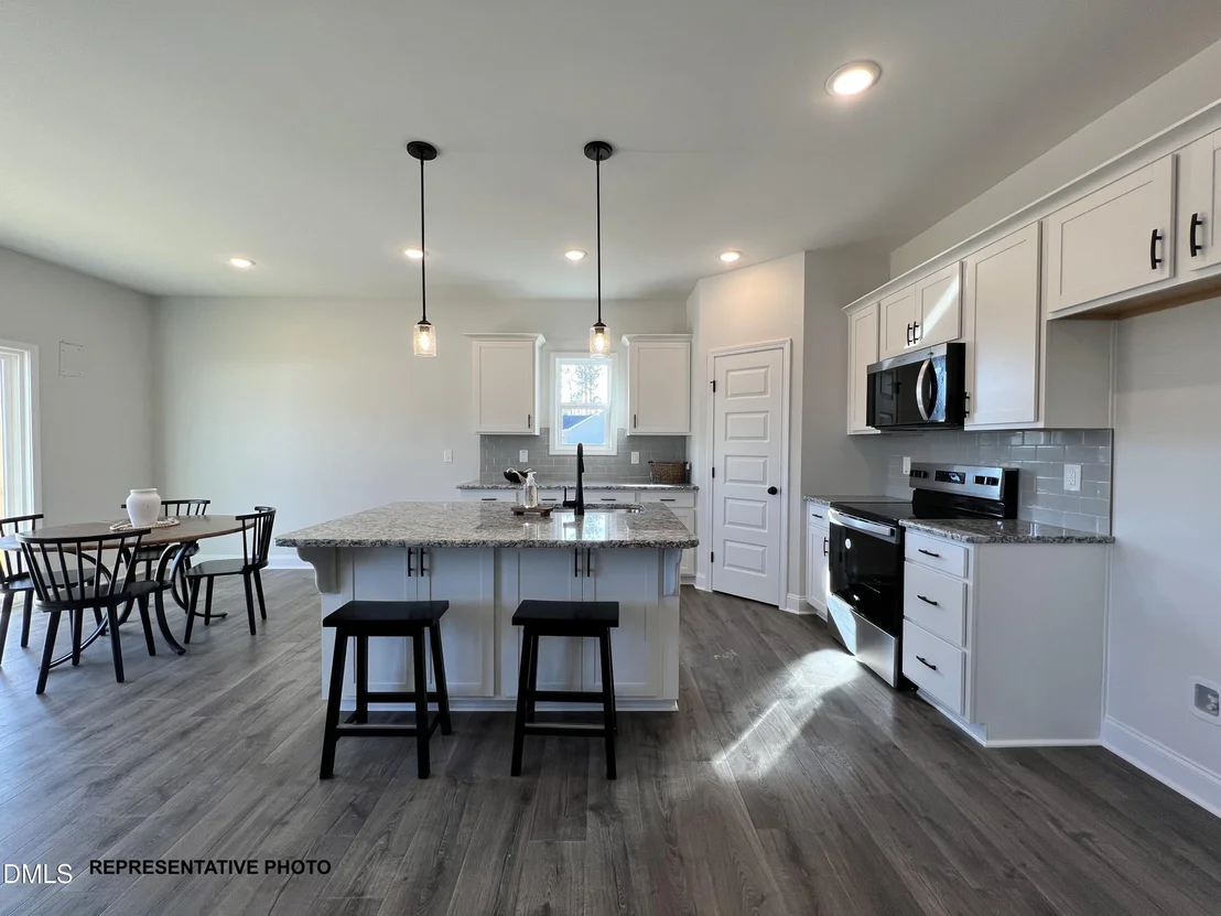 Photo of 211 Cardovia Way