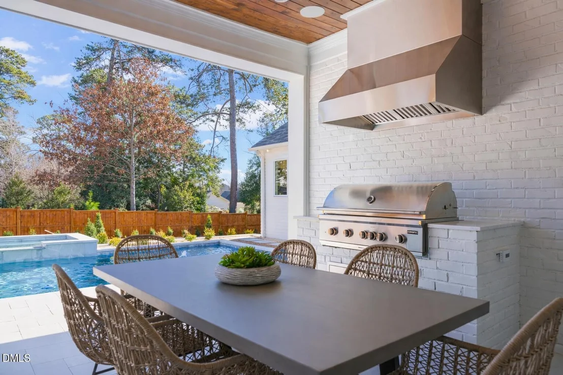 Photo of 2108 Ridge Road