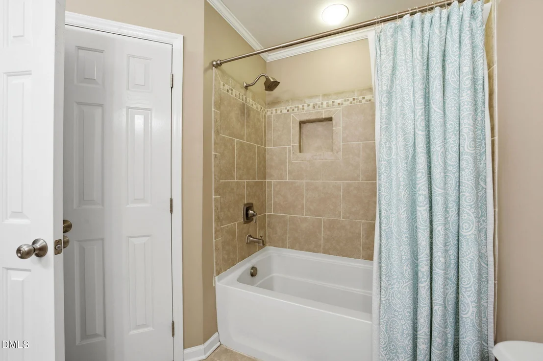 Photo of 4901 Willowtree Lane