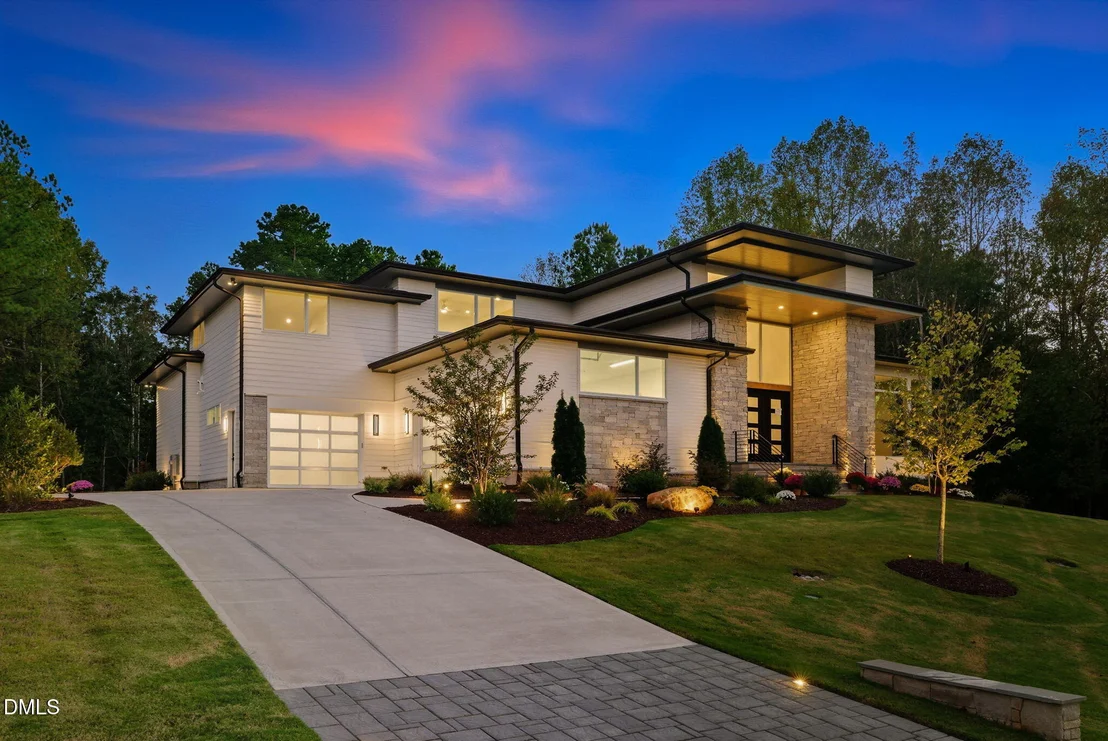 Photo of 213 Westhampton Drive