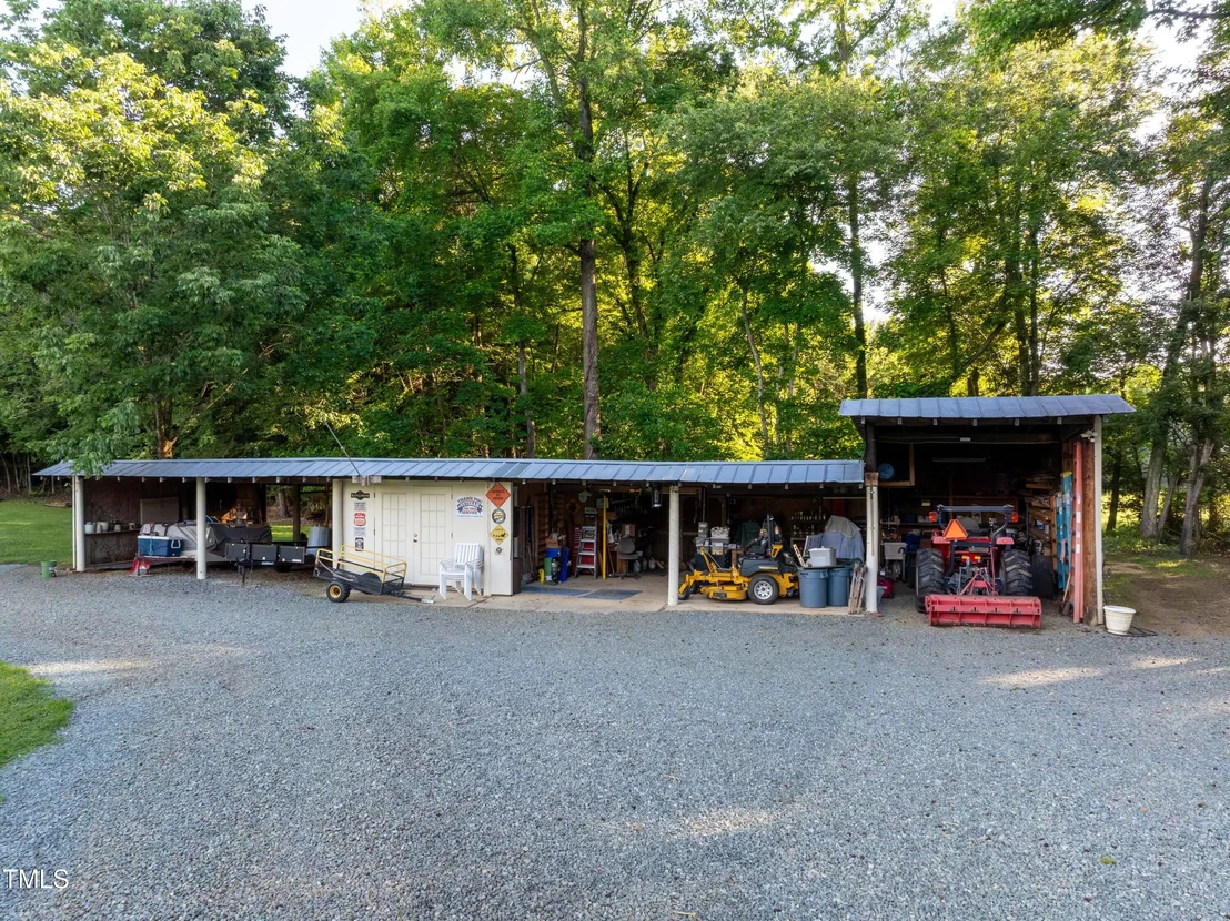 Photo of 5633 Baptist Assembly Road