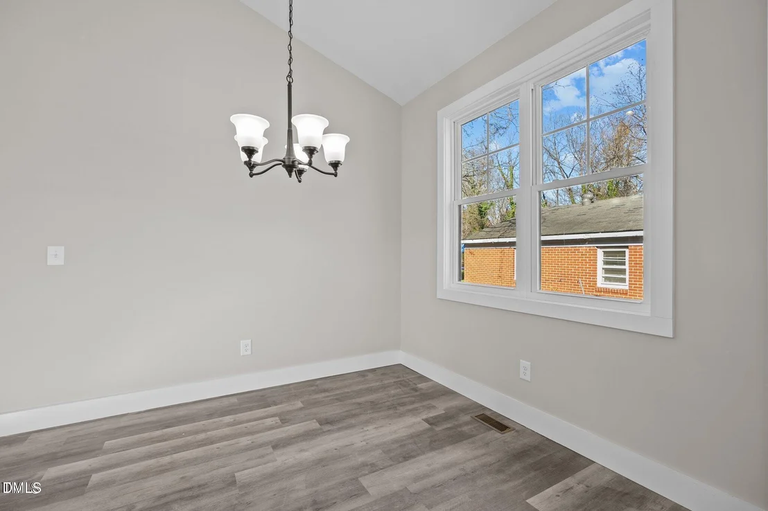 Photo of 531 Booth Street