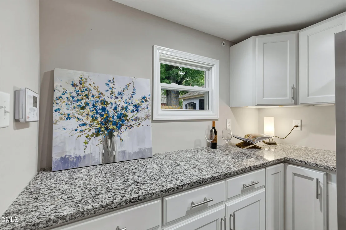 Photo of 503 E Juniper Avenue