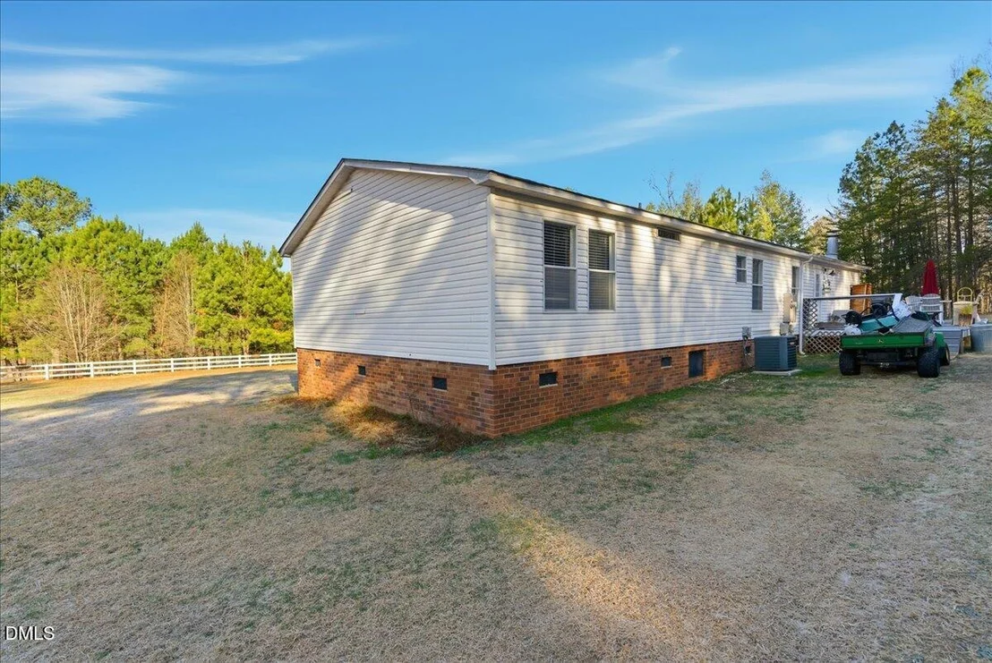 Photo of 1190 Little Mountain Road