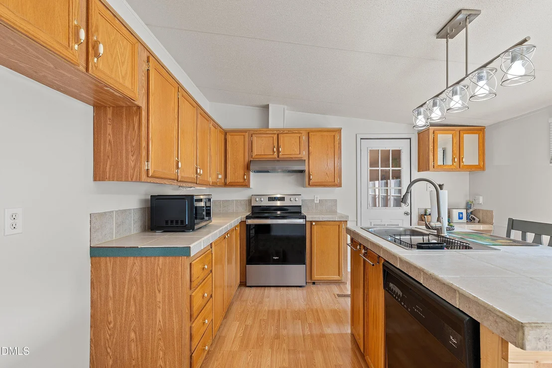 Photo of 3040 Medlin Road