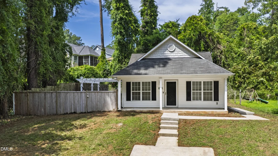 Photo of 1341 Crabtree Boulevard