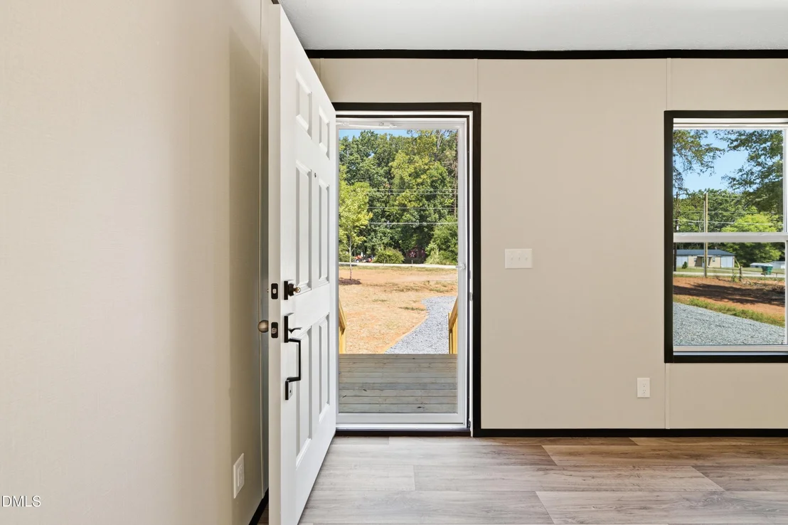 Photo of 875 Windblow Road